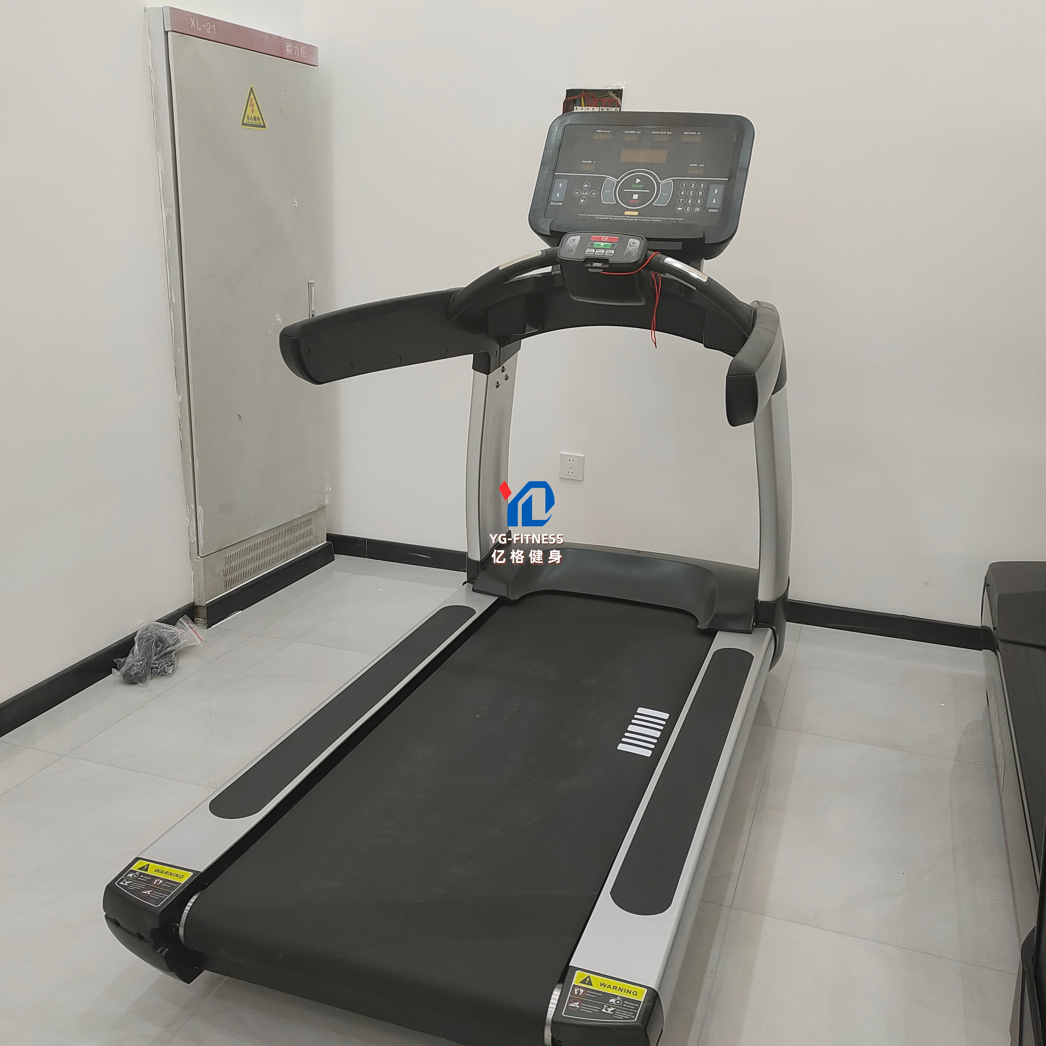 Electric Treadmill with Keyboa – Running Gear Gym recenzja i cena